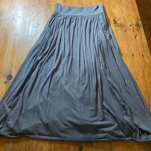Garnet Hill soft cotton blend maxi skirt gray size L